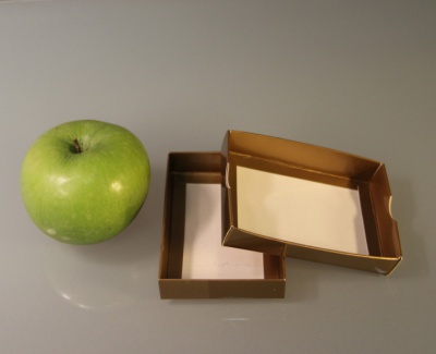 Коробочка подарочная,10х7х2, картон, глянцевая ламинация, золотой