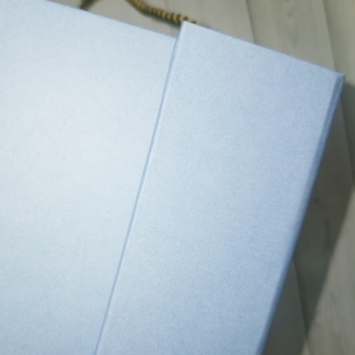 Коробка с откидной крышкой 15х33х15, голубой, дизайнерская бумага