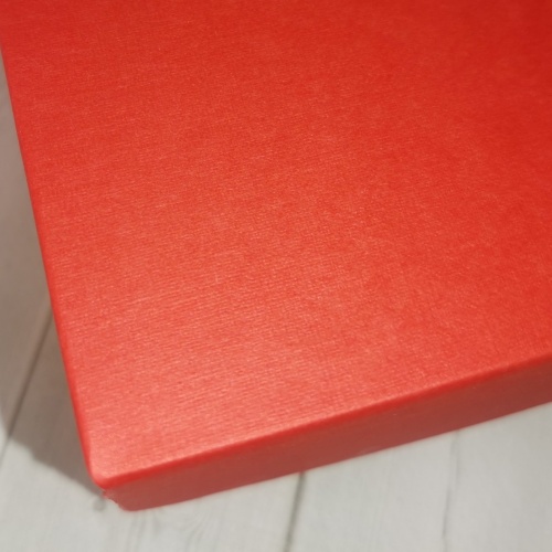 Коробка крышка-дно 21х6х15, алый, дизайнерская бумага