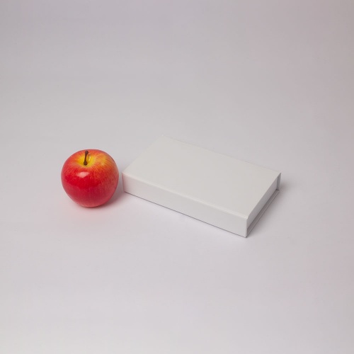 Коробка самосборная на магнитах 18х3х10, белый, меловка
