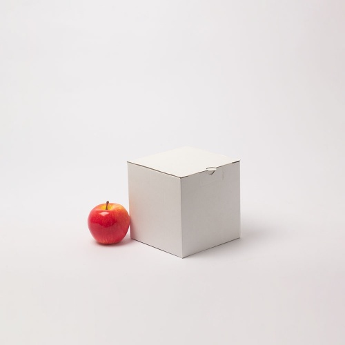 Коробка самосборная с откидной крышкой и замочком 15х15х15, Т23Е бел/бел, без печати, белый