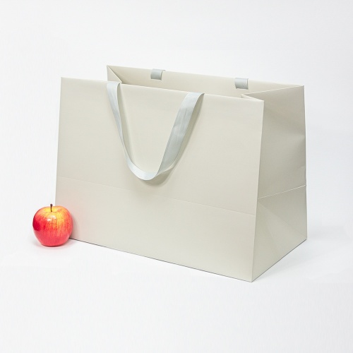 Пакеты бумажные 45х32х24см, цвет - бежевый, материал - картон, ламинация - матовая, ручки - лента репсовая, фото 2