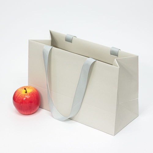 Пакеты бумажные 31х20х13см, цвет - бежевый, материал - картон, ламинация - матовая, ручки - лента репсовая, фото 4