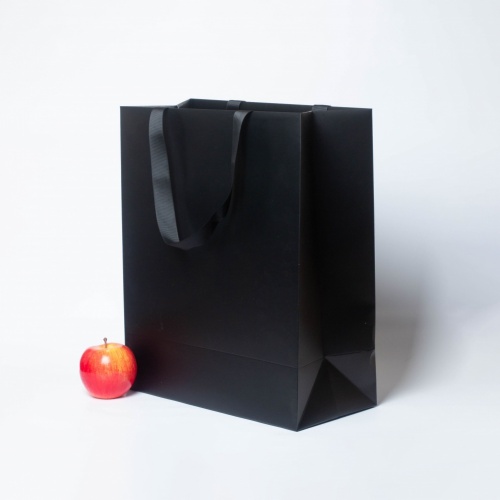 Пакеты бумажные 33х40х16см, цвет - черный, материал - картон, ламинация - матовая, ручки - лента репсовая, фото 2