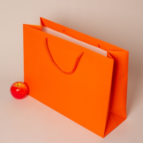 Пакеты бумажные 47х34х16см, цвет - оранжевый, материал - мелованная бумага, ламинация - матовая, ручки - лента репсовая, фото 4