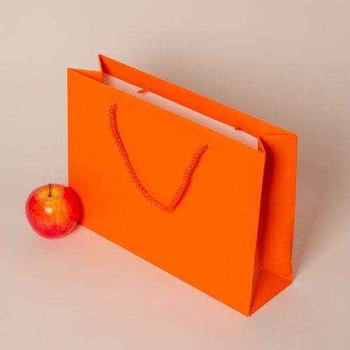 Пакеты бумажные 35х25х10см, цвет - оранжевый, материал - мелованная бумага, ламинация - матовая, ручки - лента репсовая, фото 4