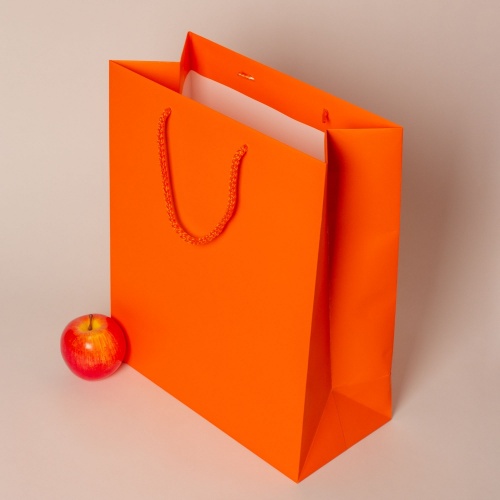 Пакеты бумажные 33х40х16см, цвет - оранжевый, материал - мелованная бумага, ламинация - матовая, ручки - лента репсовая, фото 4