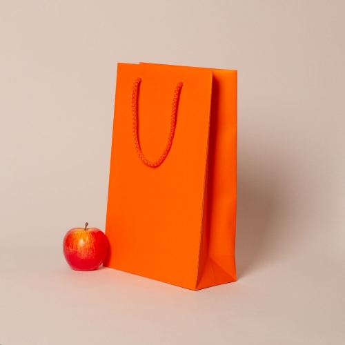 Пакеты бумажные 23х36х10см, цвет - оранжевый, материал - мелованная бумага, ламинация - матовая, ручки - лента репсовая, фото 2
