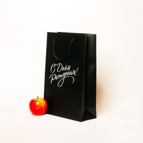 Пакеты бумажные 23х36х10см, цвет - черный, материал - мелованная бумага, ламинация - матовая, ручки - шнур, фото 2