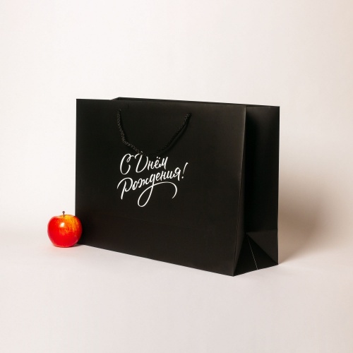 Пакеты бумажные 47х34х16см, цвет - черный, материал - мелованная бумага, ламинация - матовая, ручки - шнур, фото 2