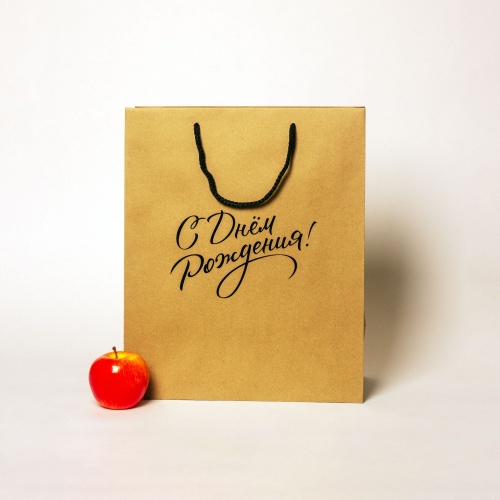 Пакеты бумажные 33х40х16см, цвет - коричневый, материал - плотный крафт, ламинация - без ламинации, ручки - шнур, фото 1 (вид спереди)